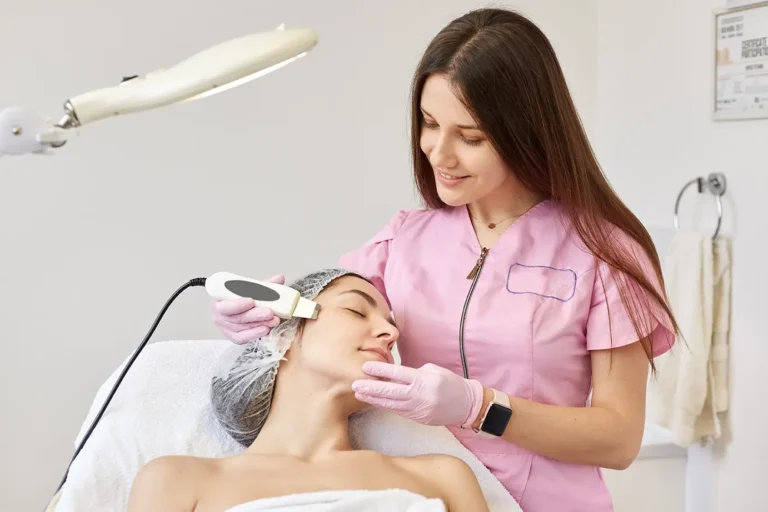 woman-gets-cleansing-therapy-with-professional-ultrasonic-equipment copy